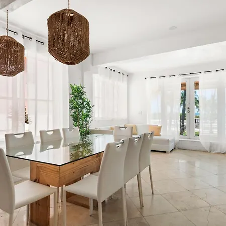 Ocean Drive Apartment Suites In Miami Beach Exterior photo