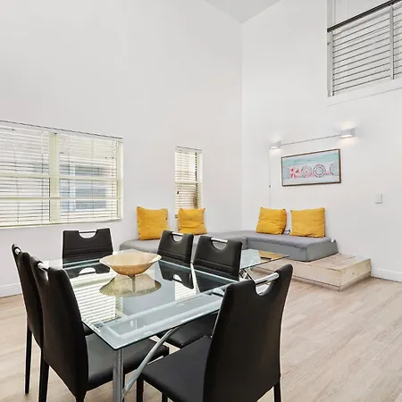 Ocean Drive Apartment Suites In Miami Beach Exterior photo