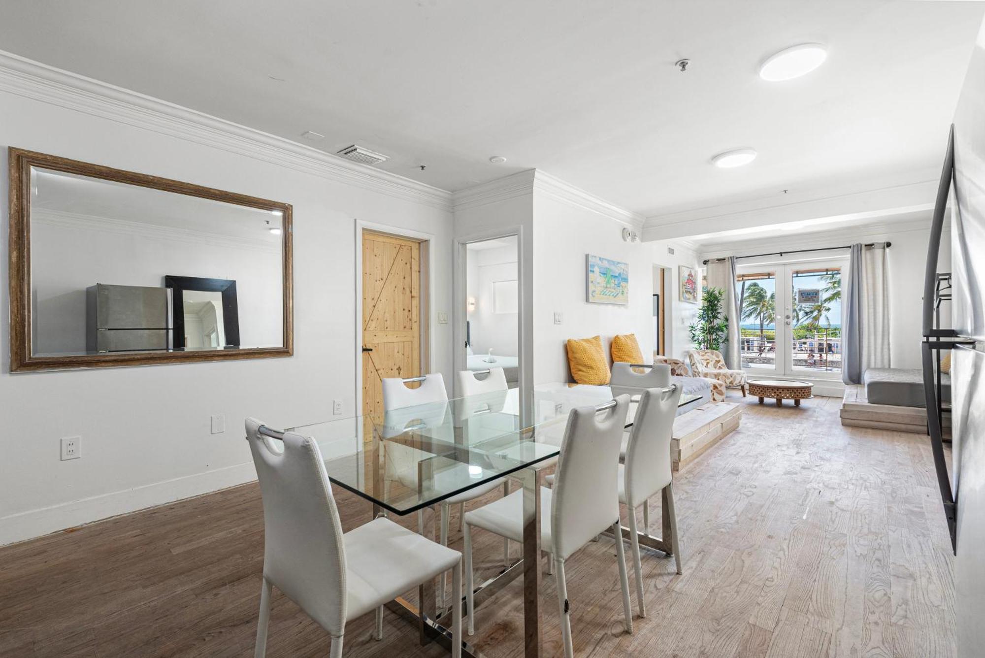 Ocean Drive In Miami Appartamento *